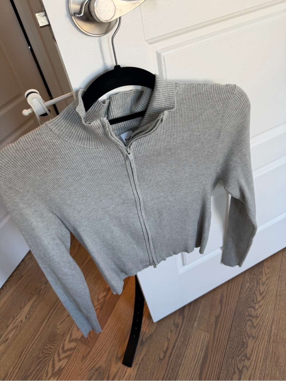 Simons Light Gray Ribbed Zip-Front Sweater Jacket